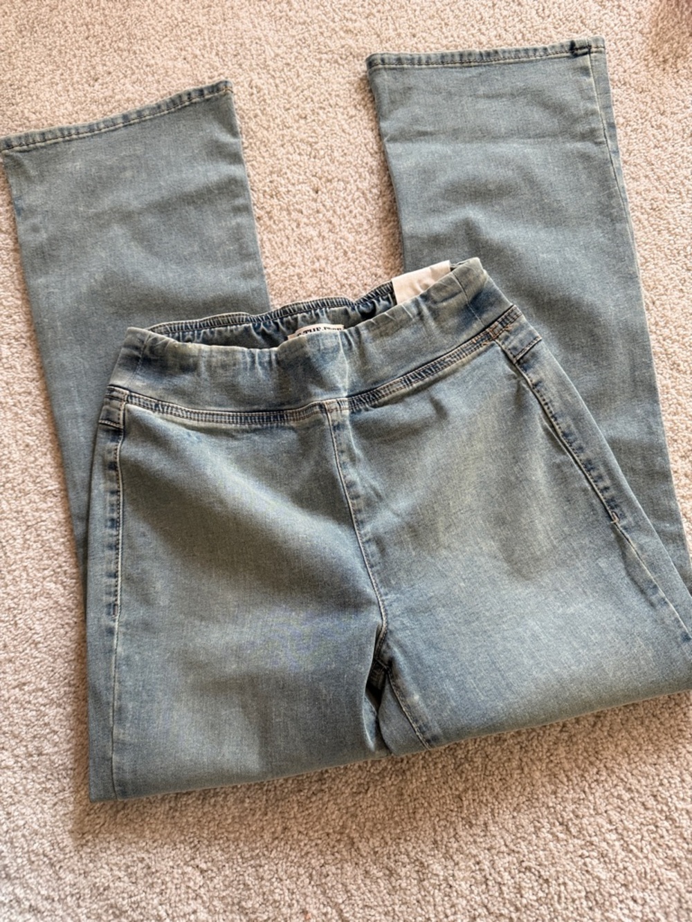 We The Free Jeans in Light Blue Wash- size S - Picture 5 of 5